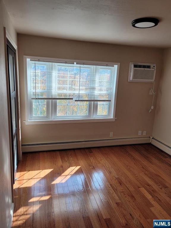 Homes for sale in Palisades Park, NJ | 213 Glen Ave, Palisades Park, NJ 07650 | MLS# 25015870