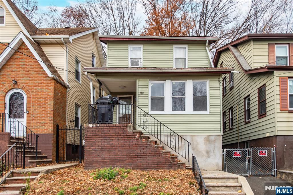 $349,000 Colonial