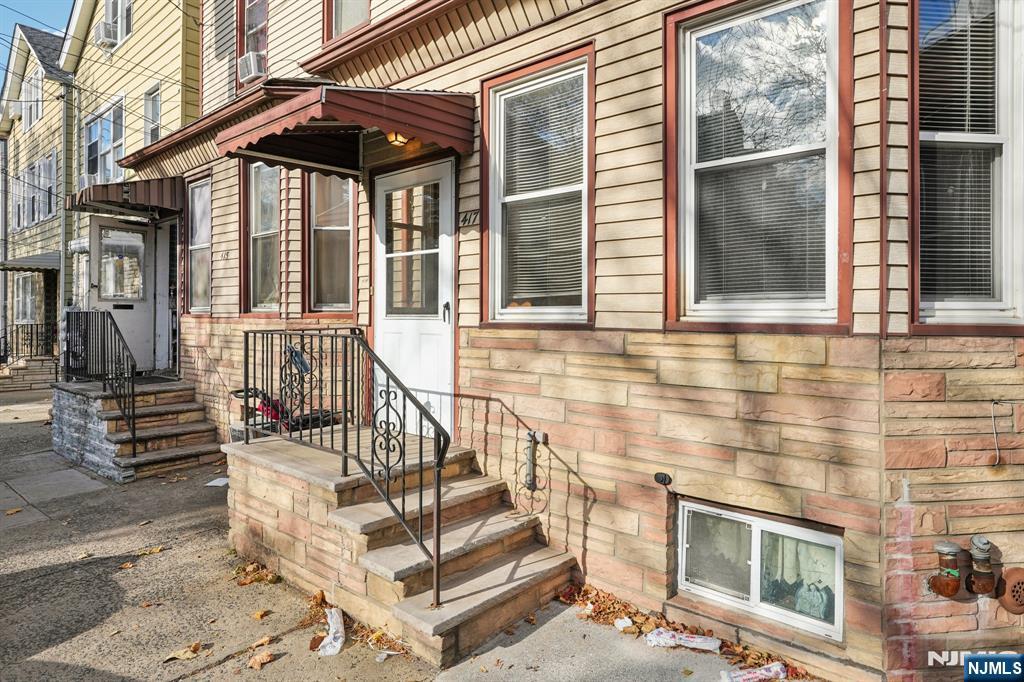$344,900 Rowhouse
