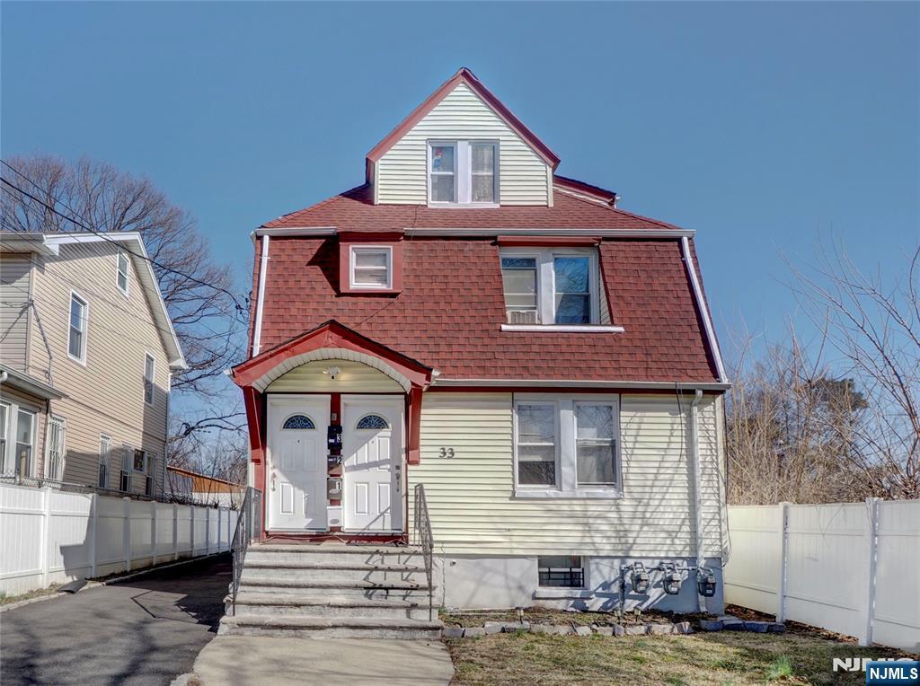 Homes for sale in Newark, NJ | 33 Vailsburg, Newark, NJ 07106 | MLS# 25016212