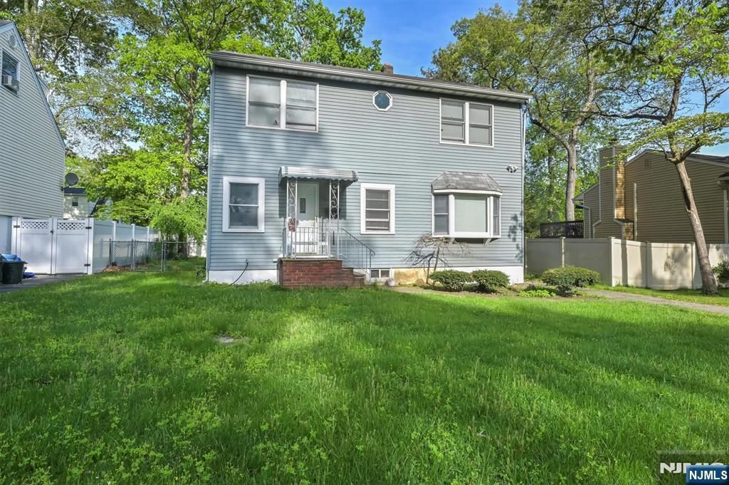$599,000 Colonial
