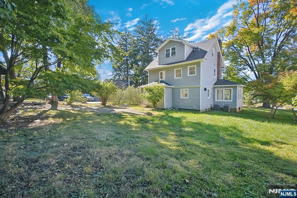 Homes for sale in Bridgewater, NJ | 1899 Washington Valley Rd, Bridgewater, NJ 08836 | MLS# 25016316