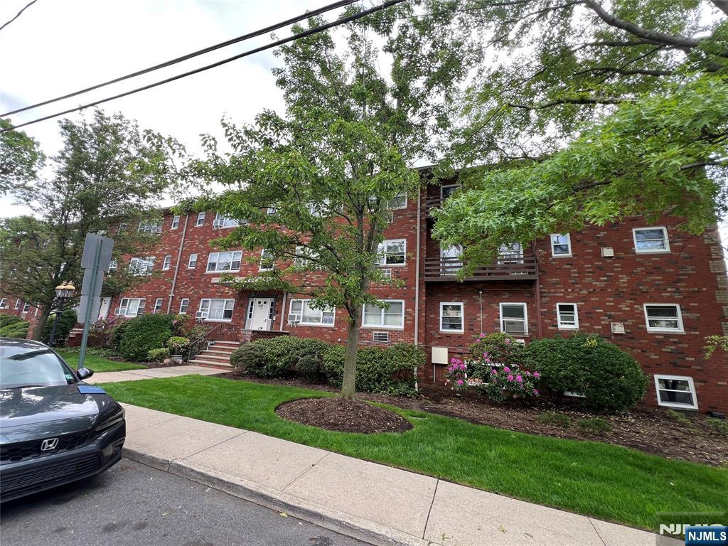 $399,000 Condo