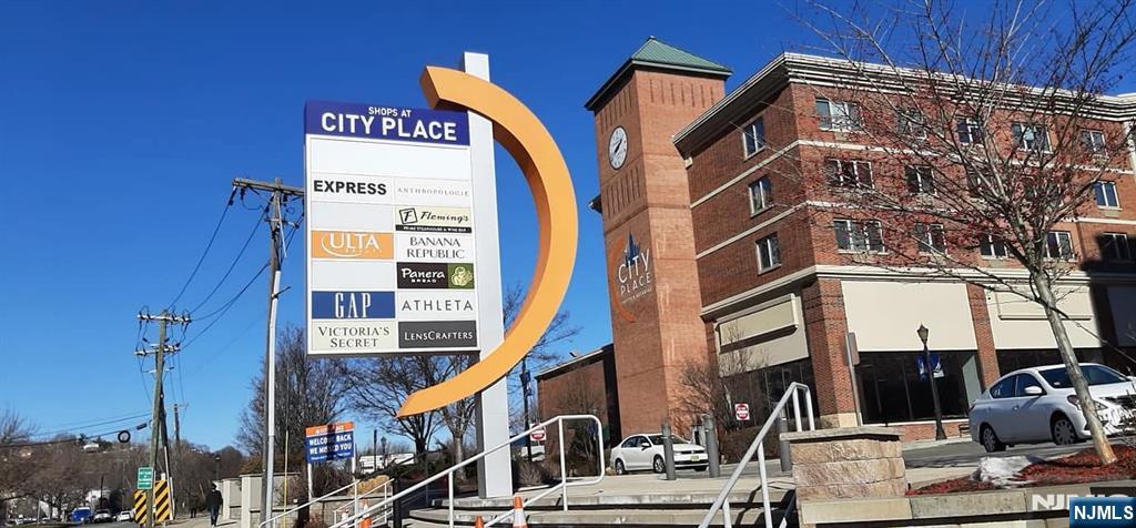 $639,000 Condo