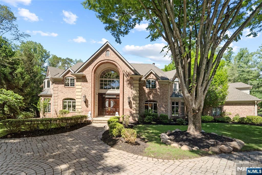 OLD TAPPAN Properties