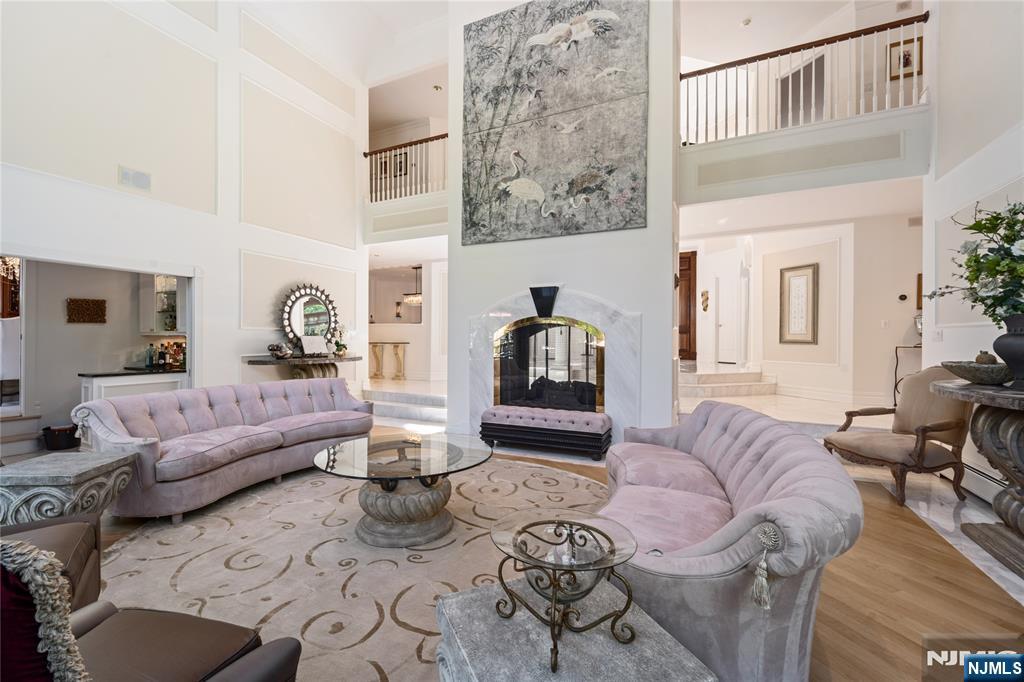 Homes for sale in Old Tappan, NJ | 14 Stewart Ct, Old Tappan, NJ 07675 | MLS# 25016417