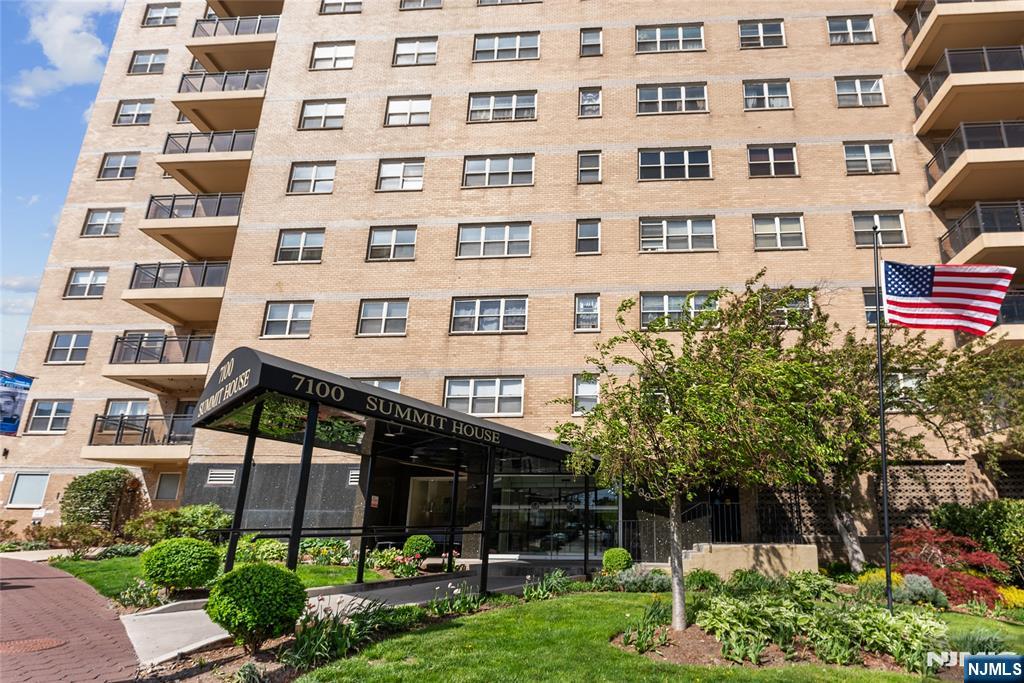 $145,250 Co-op