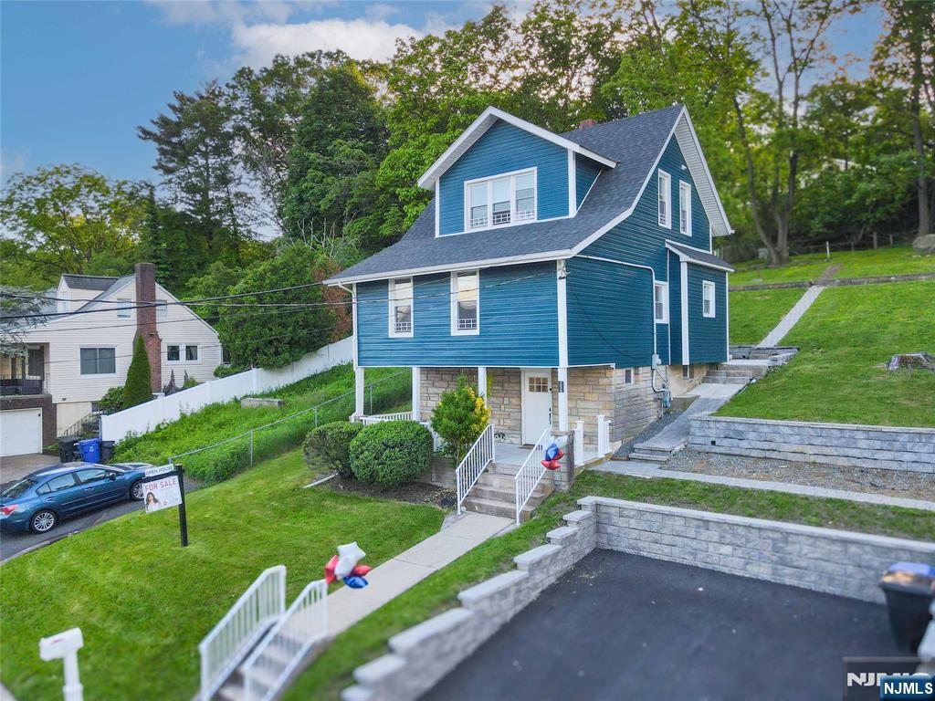 $619,000 Colonial