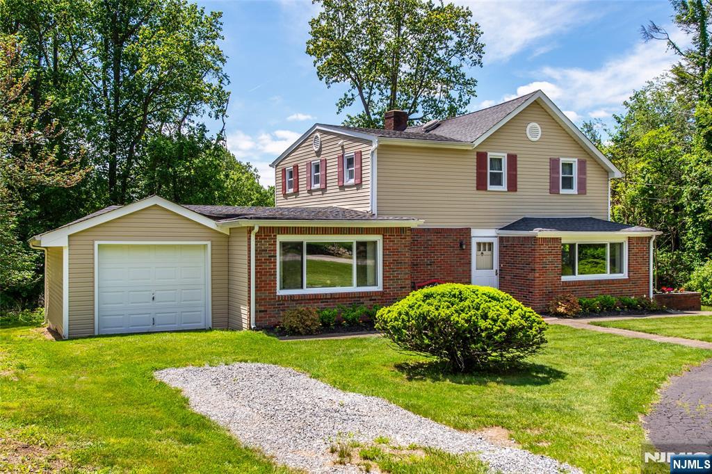 $499,900 Colonial