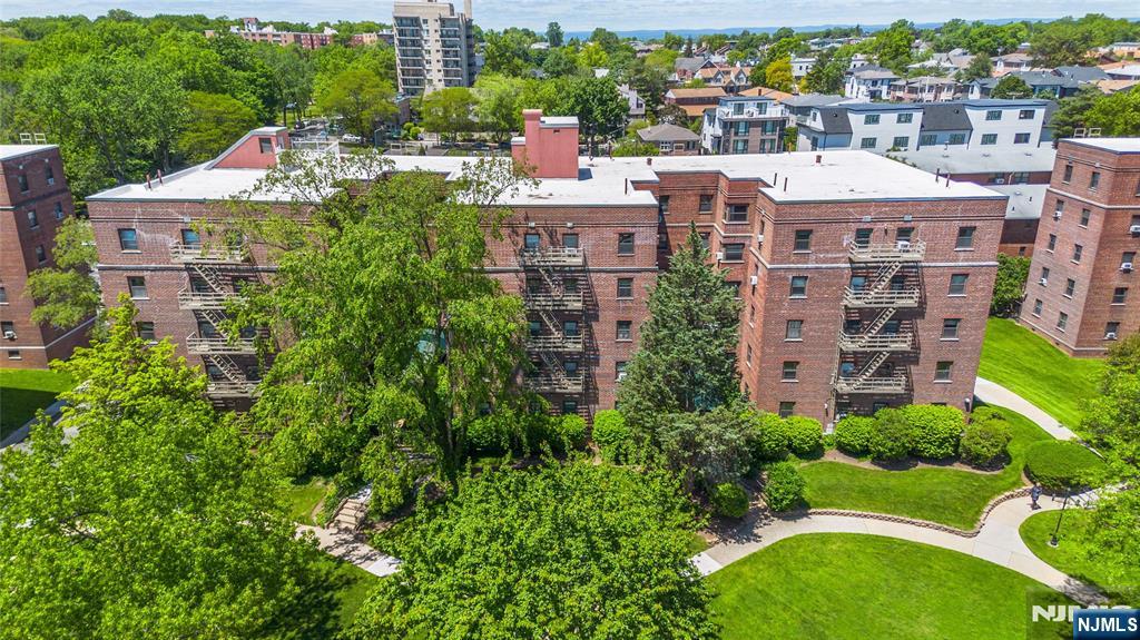 Homes for sale in Fort Lee, NJ | 2333 Hudson Ter #A4, Fort Lee, NJ 07024 | MLS# 25017573