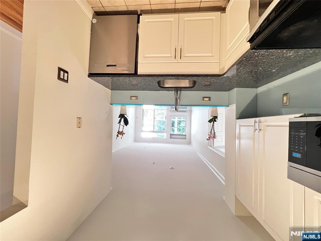 Homes for sale in Edgewater, NJ | 1100 River Rd #206, Edgewater, NJ 07020 | MLS# 25017577