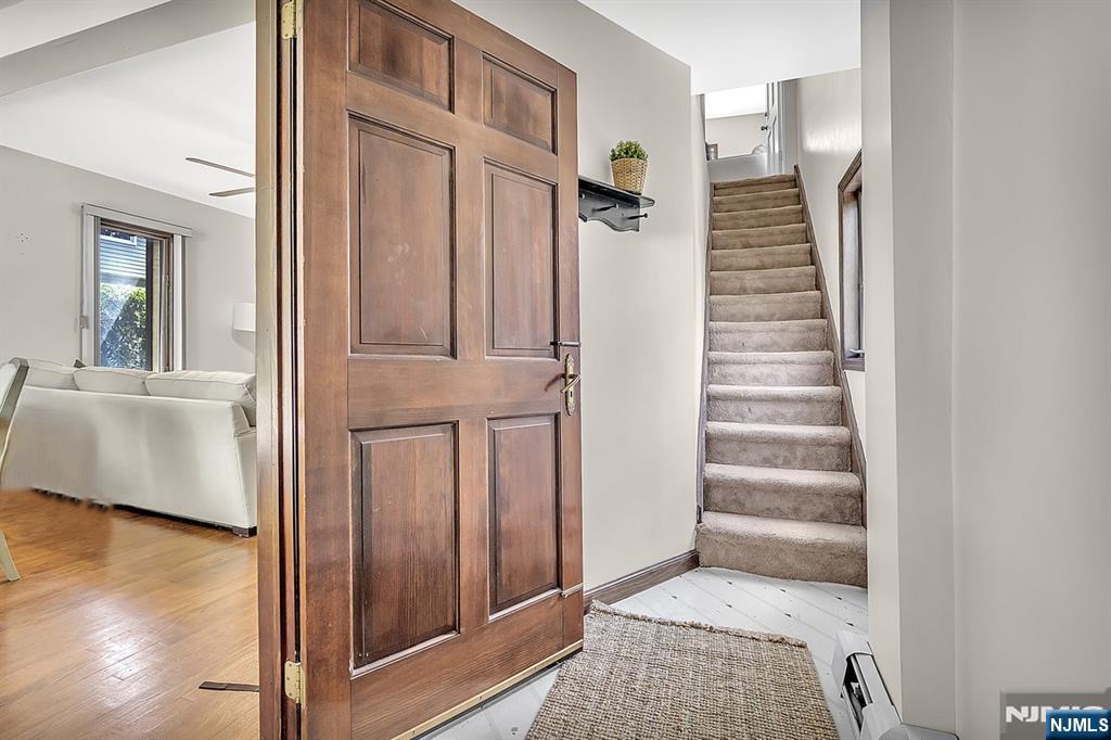 Homes for sale in Allendale, NJ | 77 Myrtle Ave, Allendale, NJ 07401 | MLS# 25017710