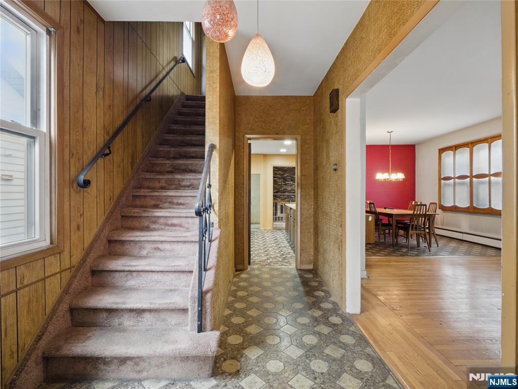 Homes for sale in Ridgefield, NJ | 685 Maple Ave, Ridgefield, NJ 07657 | MLS# 25017777