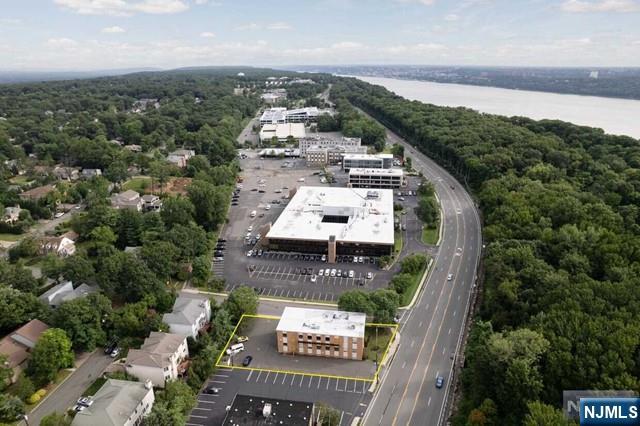 ENGLEWOOD CLIFFS Properties