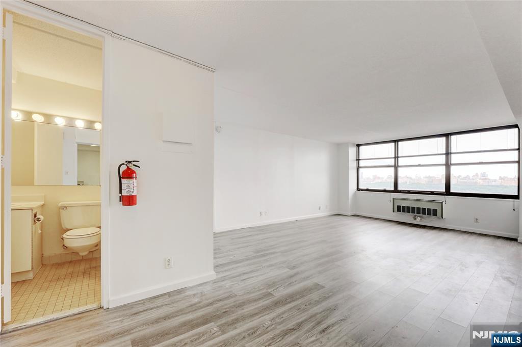 Homes for sale in Guttenberg, NJ | 7002 Boulevard East #15p, Guttenberg, NJ 07093 | MLS# 25018019