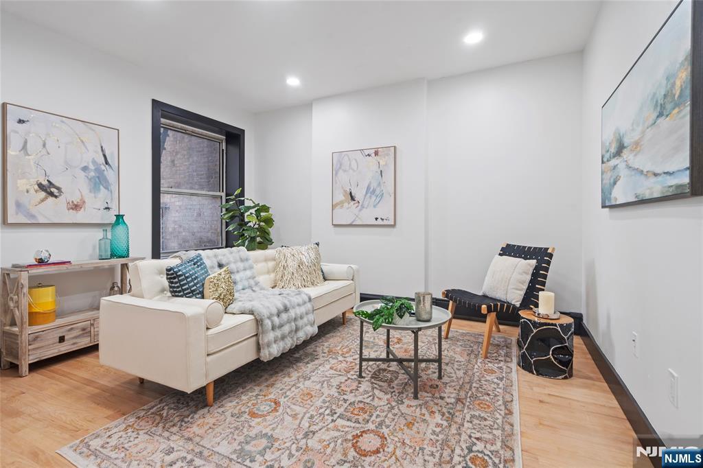 $450,000 Condo