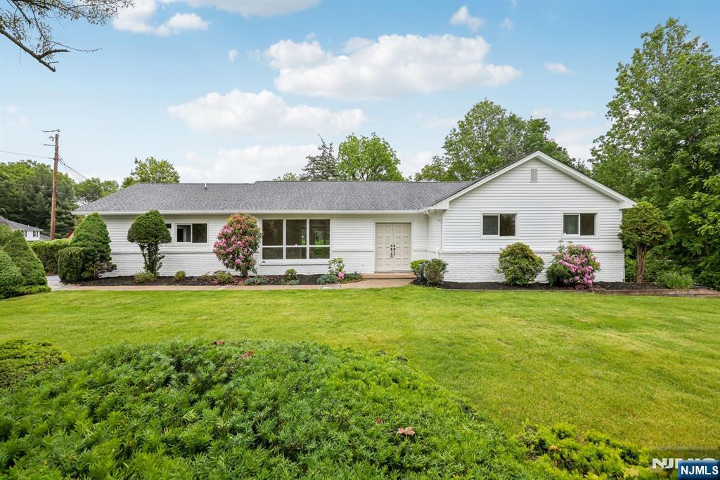 $785,000 Ranch