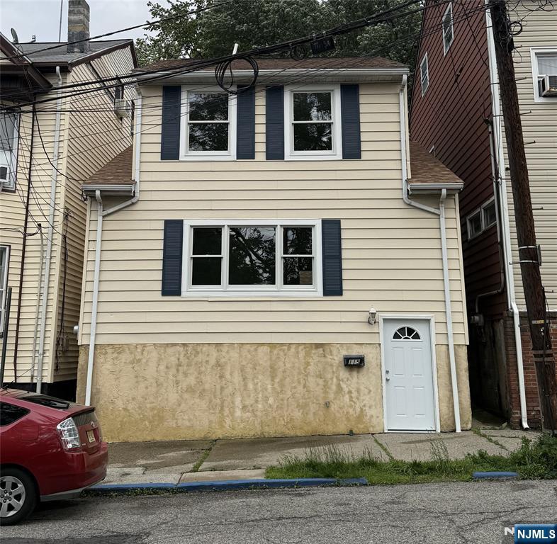 $399,900 Colonial