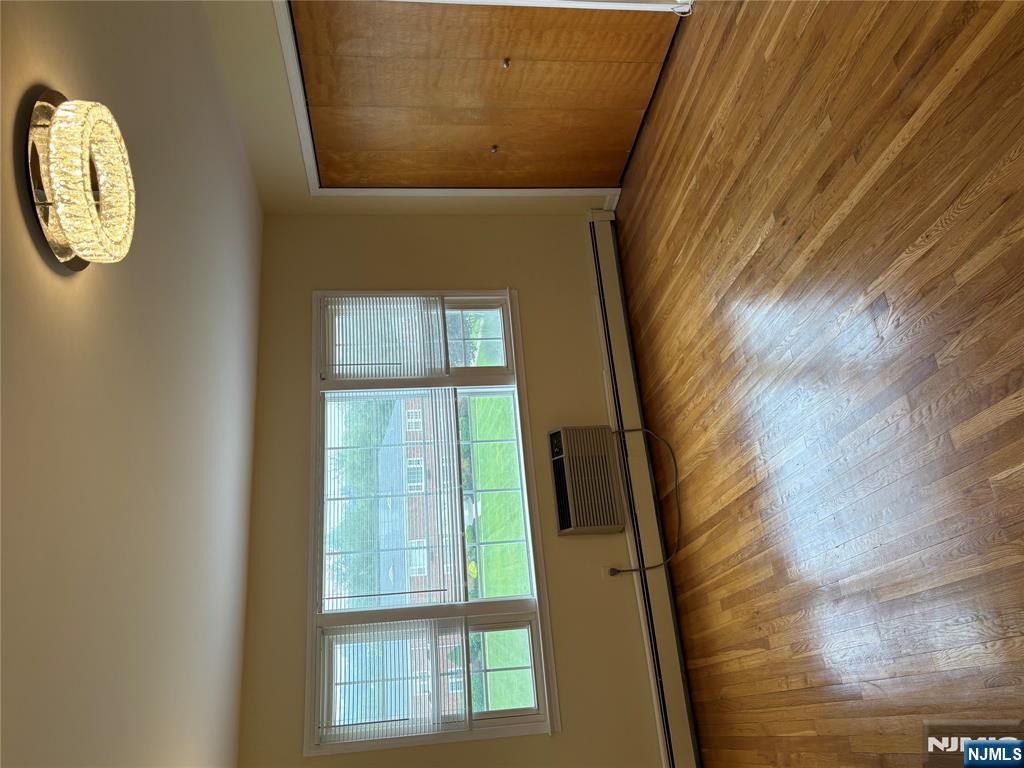 専用出品 301SPN ×2個 MLS Number 25018563 - 2 bed,1 bath, Condo/Coop/Townhouse
