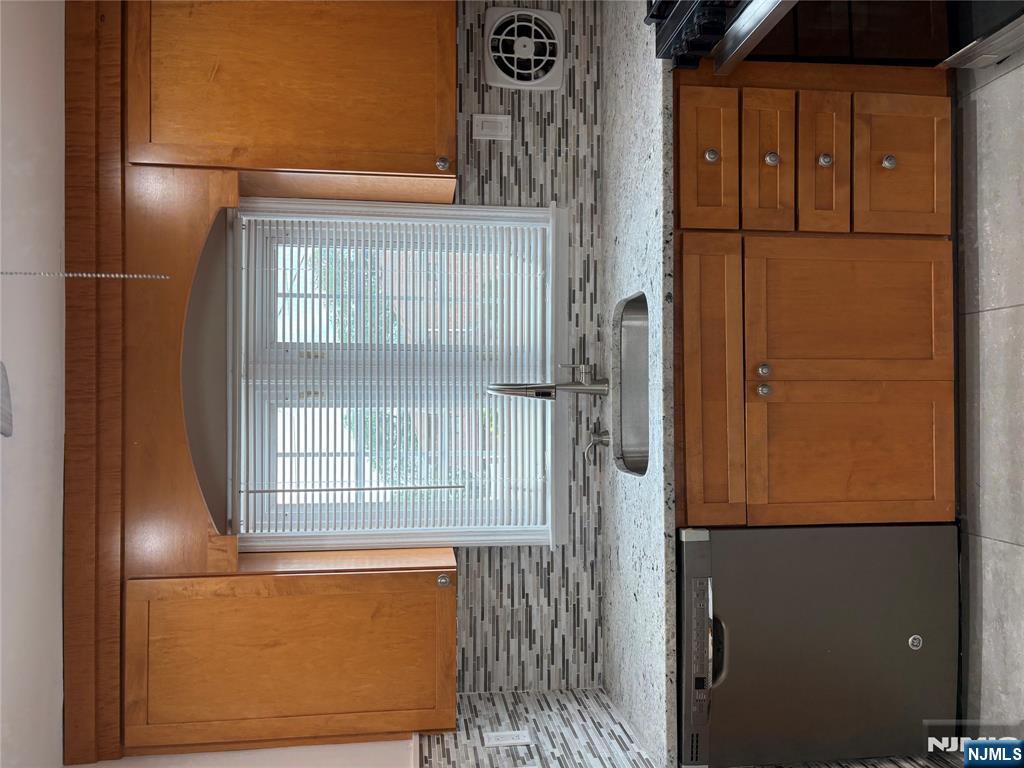 専用出品 301SPN ×2個 MLS Number 25018563 - 2 bed,1 bath, Condo/Coop/Townhouse