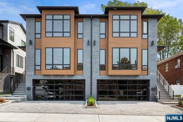$1,599,000 Townhouse