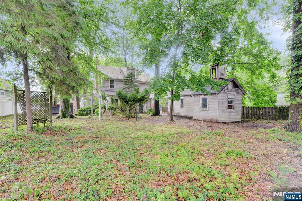 Homes for sale in Bloomfield, NJ | 28 Forest Dr, Bloomfield, NJ 07003 | MLS# 25018860