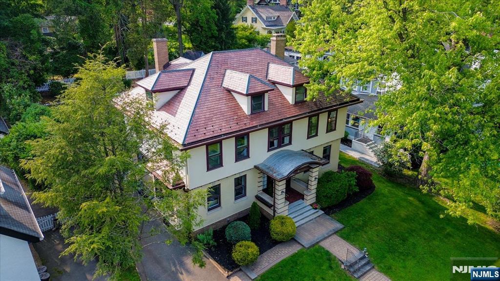 $1,399,000 Colonial