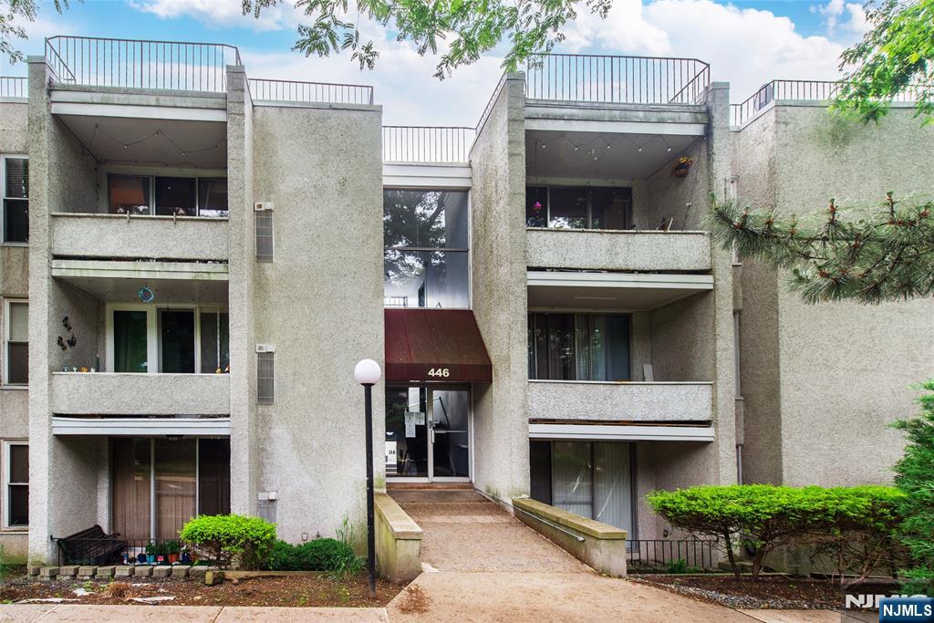 $280,000 Condo
