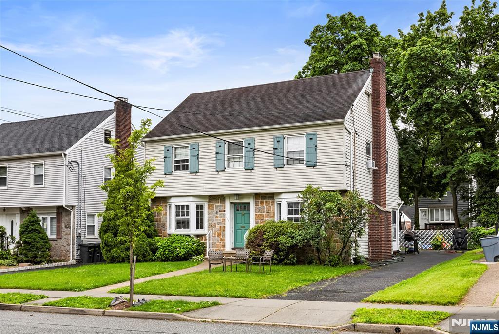 Homes for sale in Clifton, NJ | 403 South Pkwy, Clifton, NJ 07014 | MLS# 25019023