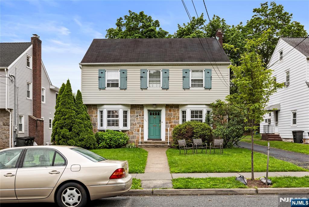 Homes for sale in Clifton, NJ | 403 South Pkwy, Clifton, NJ 07014 | MLS# 25019023