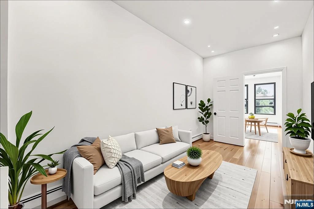 $385,000 Condo