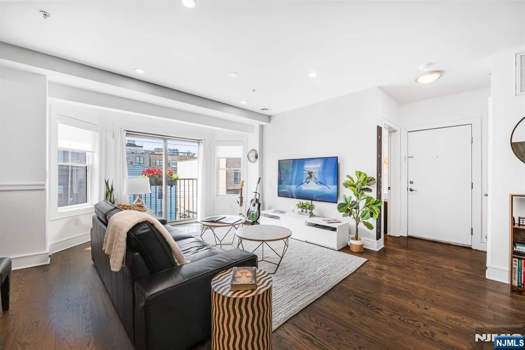 Homes for sale in Hoboken, NJ | 123 Jackson St #4A, Hoboken, NJ 07030 | MLS# 25019133