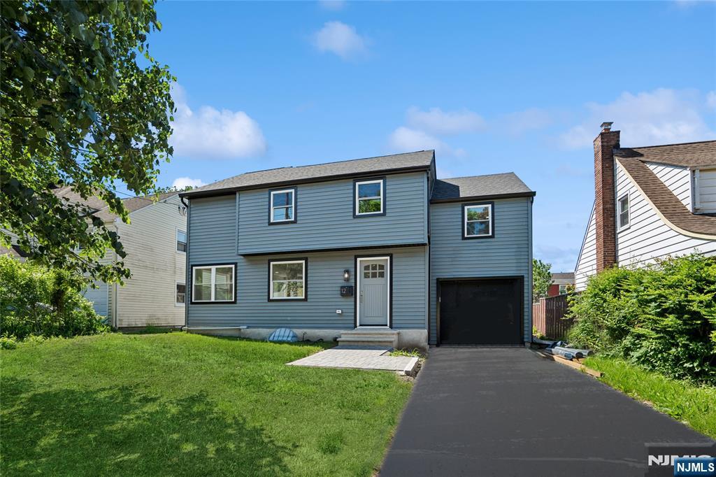 $789,000 Colonial
