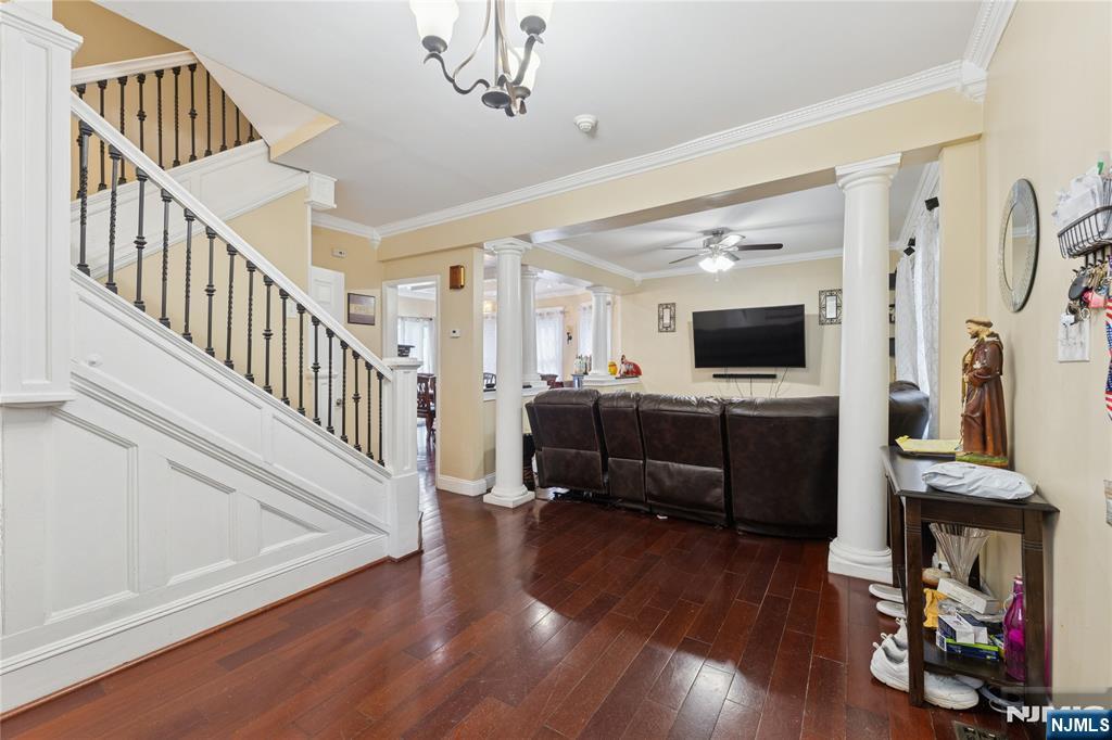 Homes for sale in Bogota, NJ | 205 Summit Ave, Bogota, NJ 07603 | MLS# 25019197