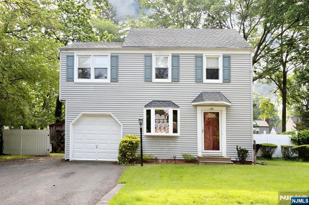 $679,000 Colonial