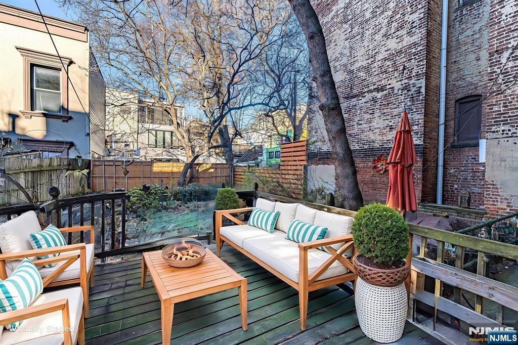$424,900 Condo