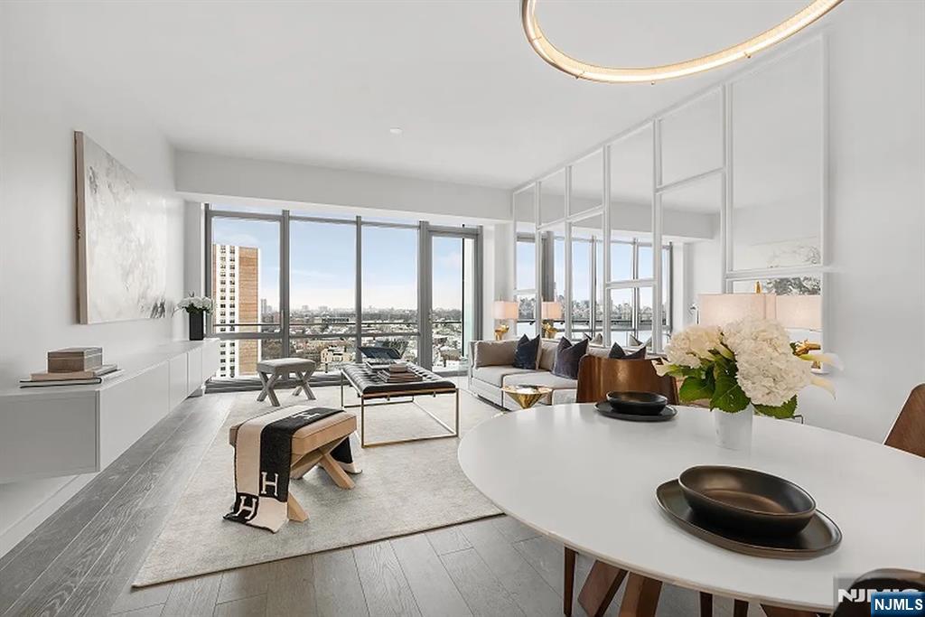 Homes for sale in Cliffside Park, NJ | 320 Adolphus Ave #907, Cliffside Park, NJ 07010 | MLS# 25019422