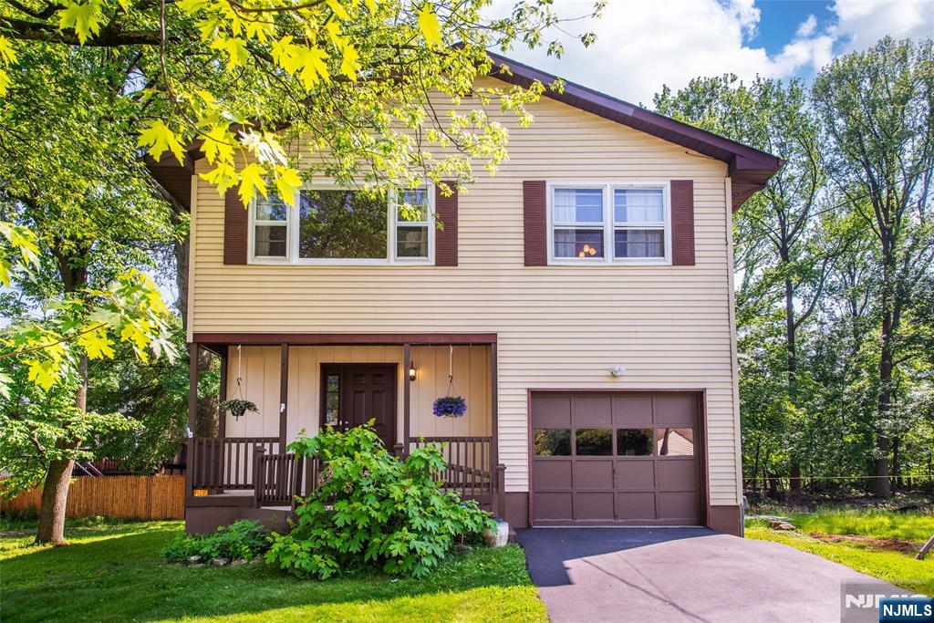 $595,000 Ranch