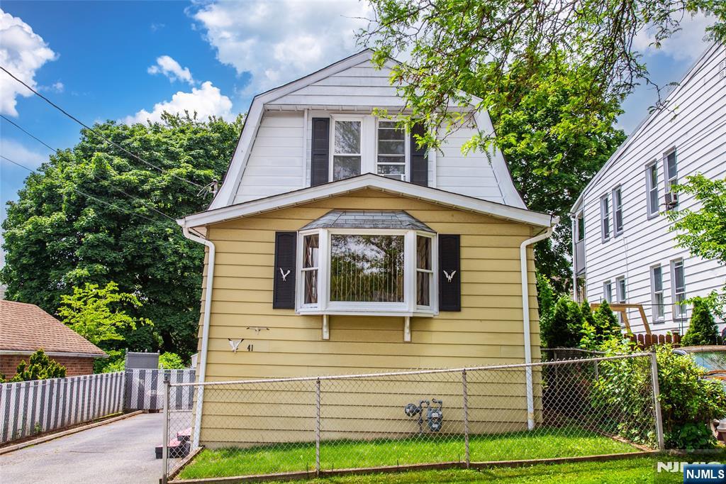 Homes for sale in Clifton, NJ | 41 Gillies St, Clifton, NJ 07013 | MLS# 25019529