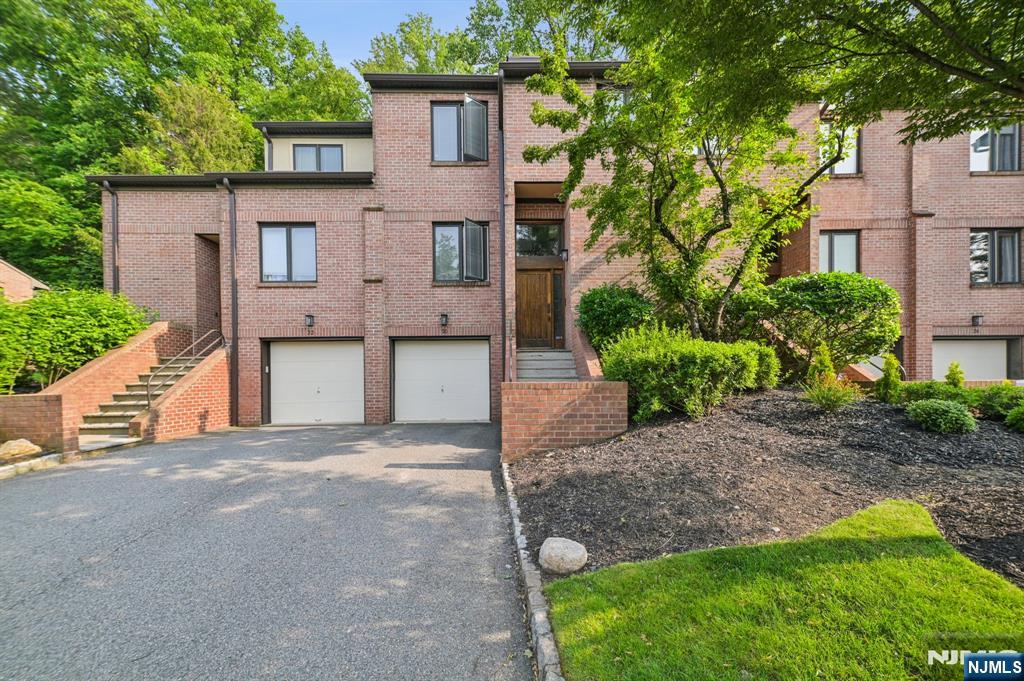 Homes for sale in Caldwell, NJ | 30 Andrea Dr #30, Caldwell, NJ 07006 | MLS# 25019601