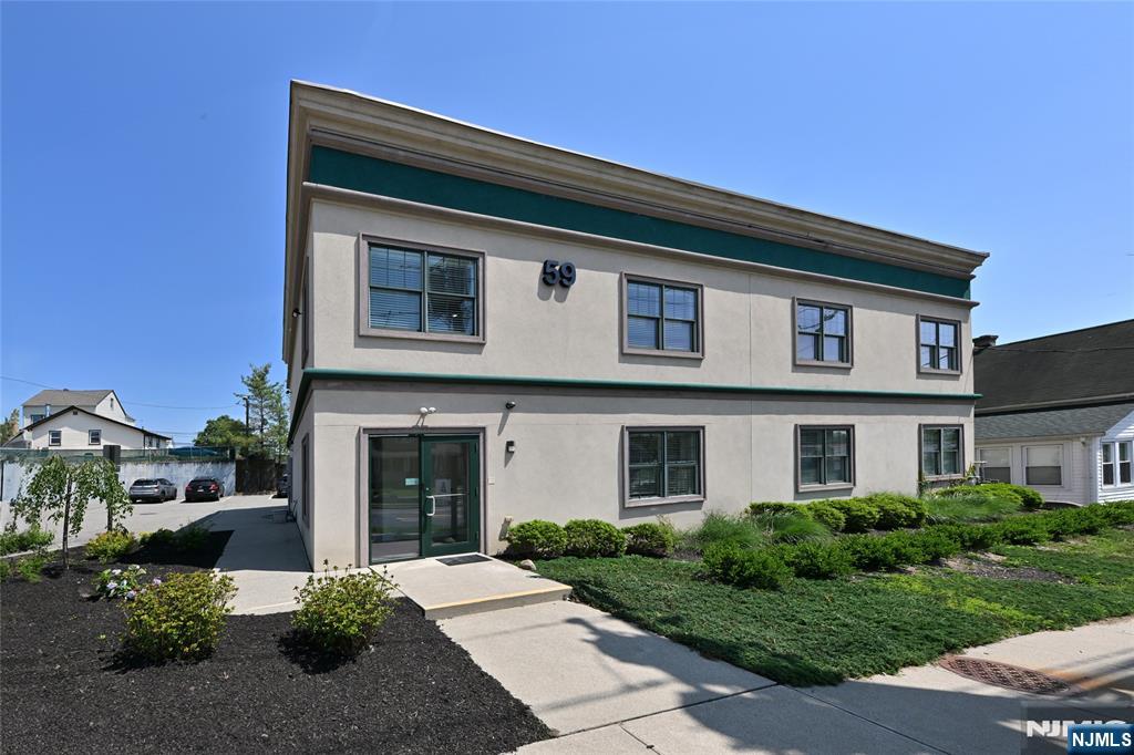 Homes for sale in Fair Lawn, NJ | 59 Lincoln Ave, Fair Lawn, NJ 07410 | MLS# 25019614