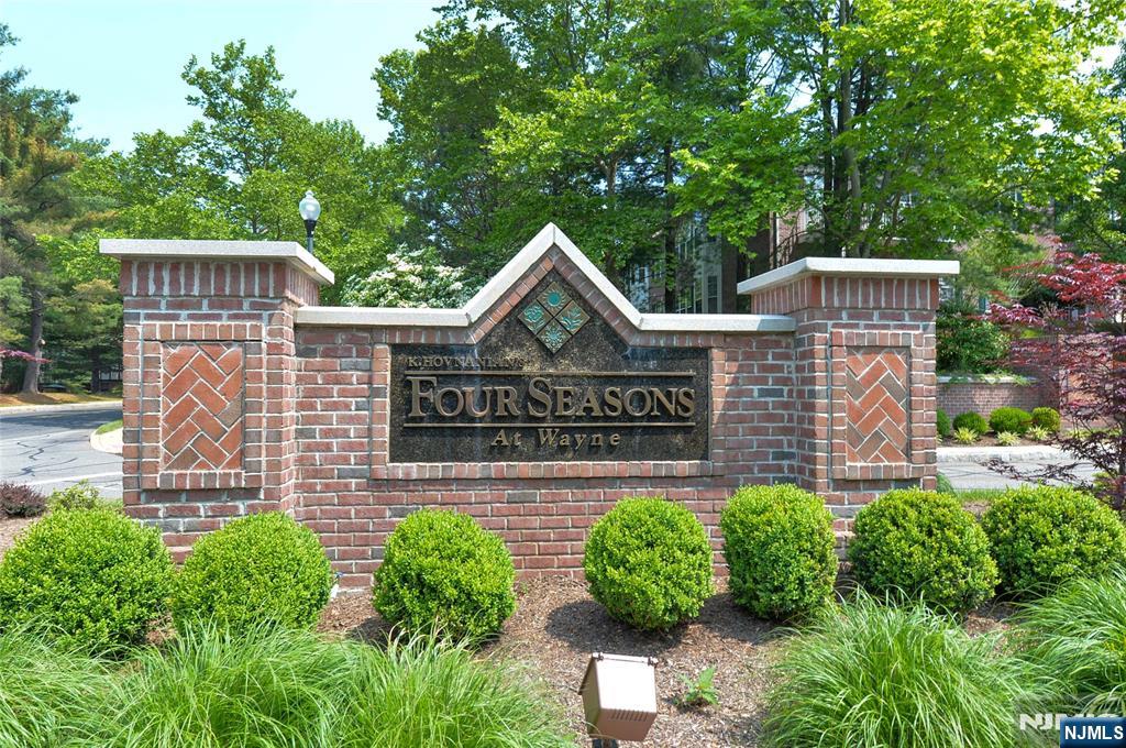 $559,000 Condo