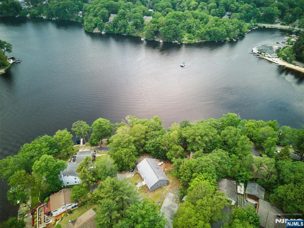 Homes for sale in West Milford, NJ | 40 Upper Greenwood Lake Rd, West Milford, NJ 07421 | MLS# 25019823