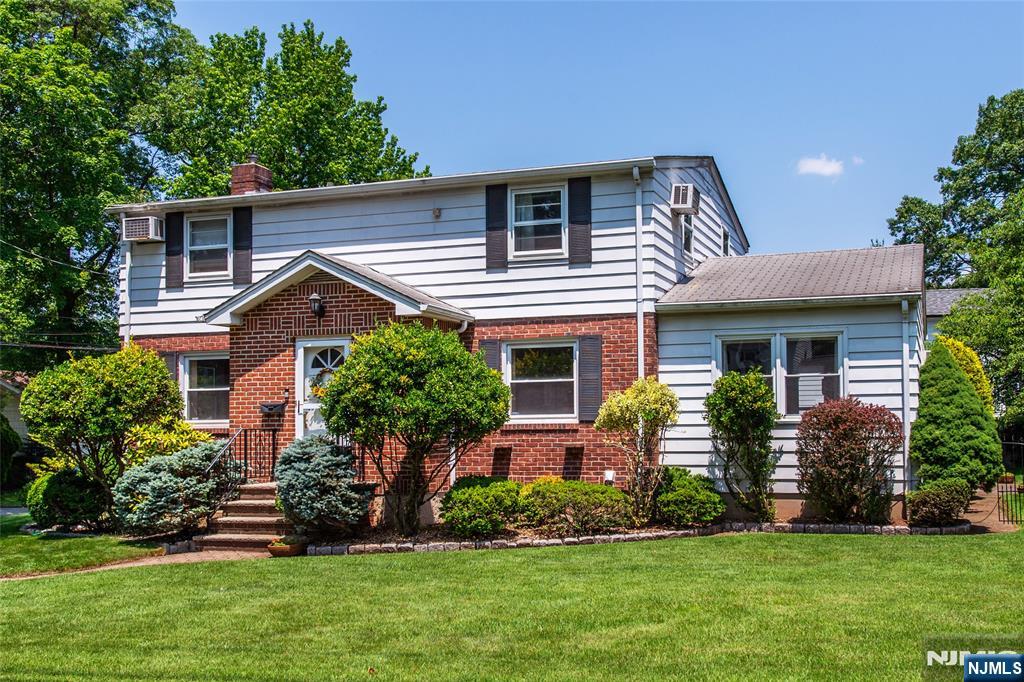 Homes for sale in Cresskill, NJ | 141 Lexington Ave, Cresskill, NJ 07626 | MLS# 25019845