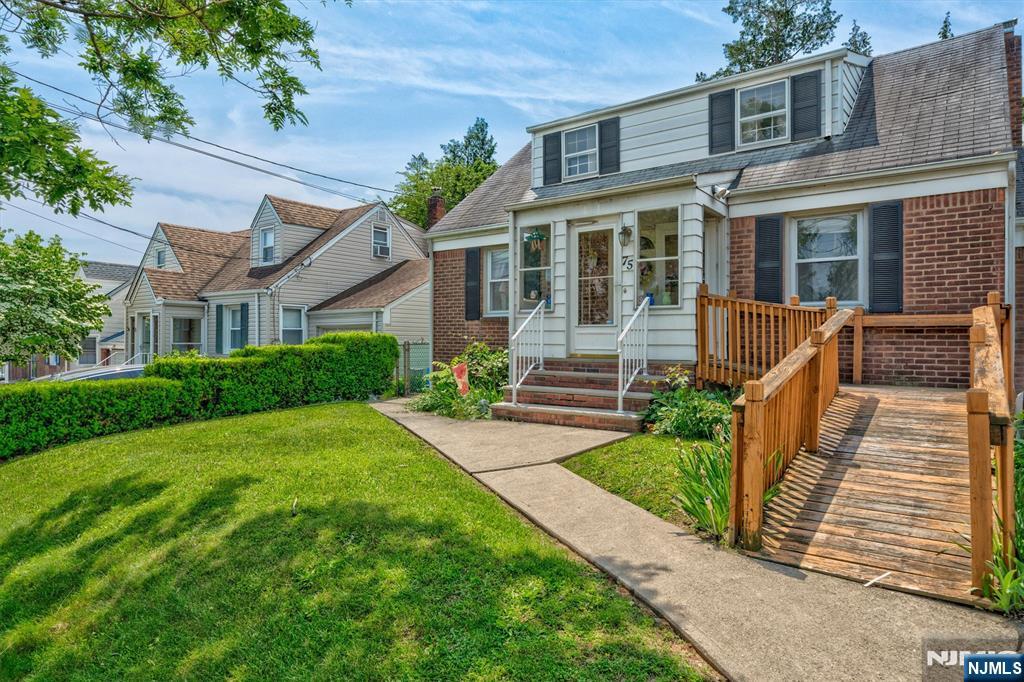 Homes for sale in Clifton, NJ | 75 Emerson St, Clifton, NJ 07013 | MLS# 25019984