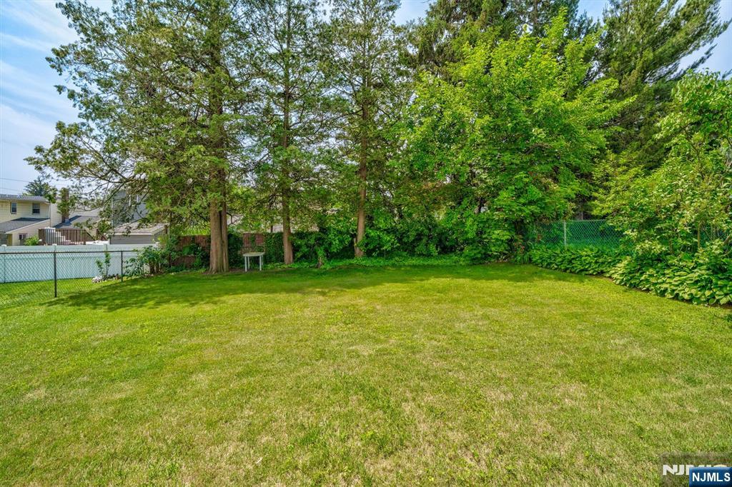 Homes for sale in Clifton, NJ | 75 Emerson St, Clifton, NJ 07013 | MLS# 25019984