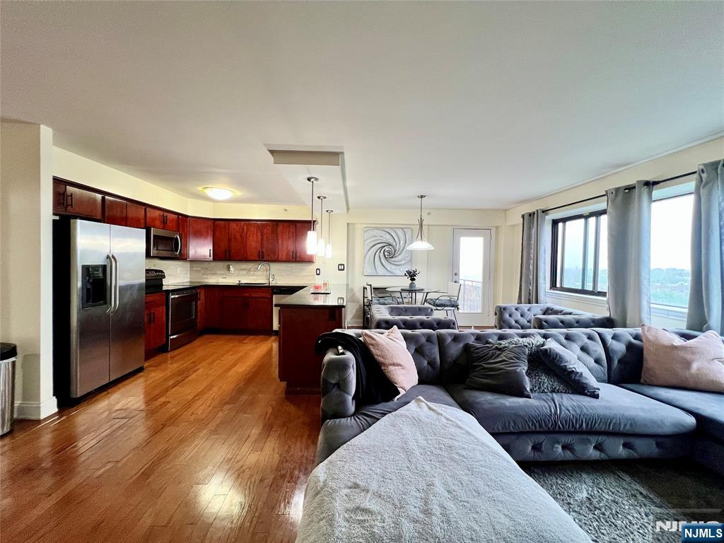 Homes for sale in East Orange, NJ | 60 Parkway Dr #14D, East Orange, NJ 07017 | MLS# 25020002