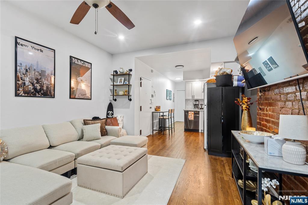 $599,000 Condo