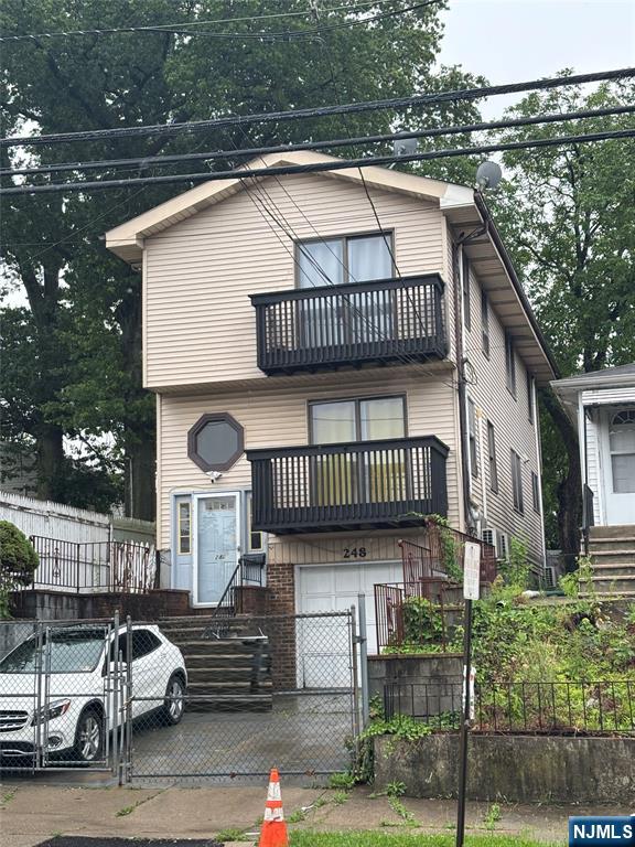 $549,900 Colonial