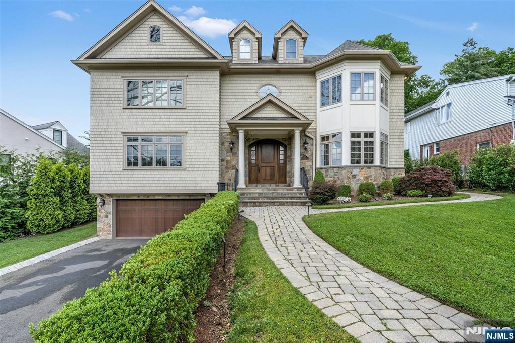 Homes for sale in Teaneck, NJ | 591 Warwick Ave, Teaneck, NJ 07666 | MLS# 25020171